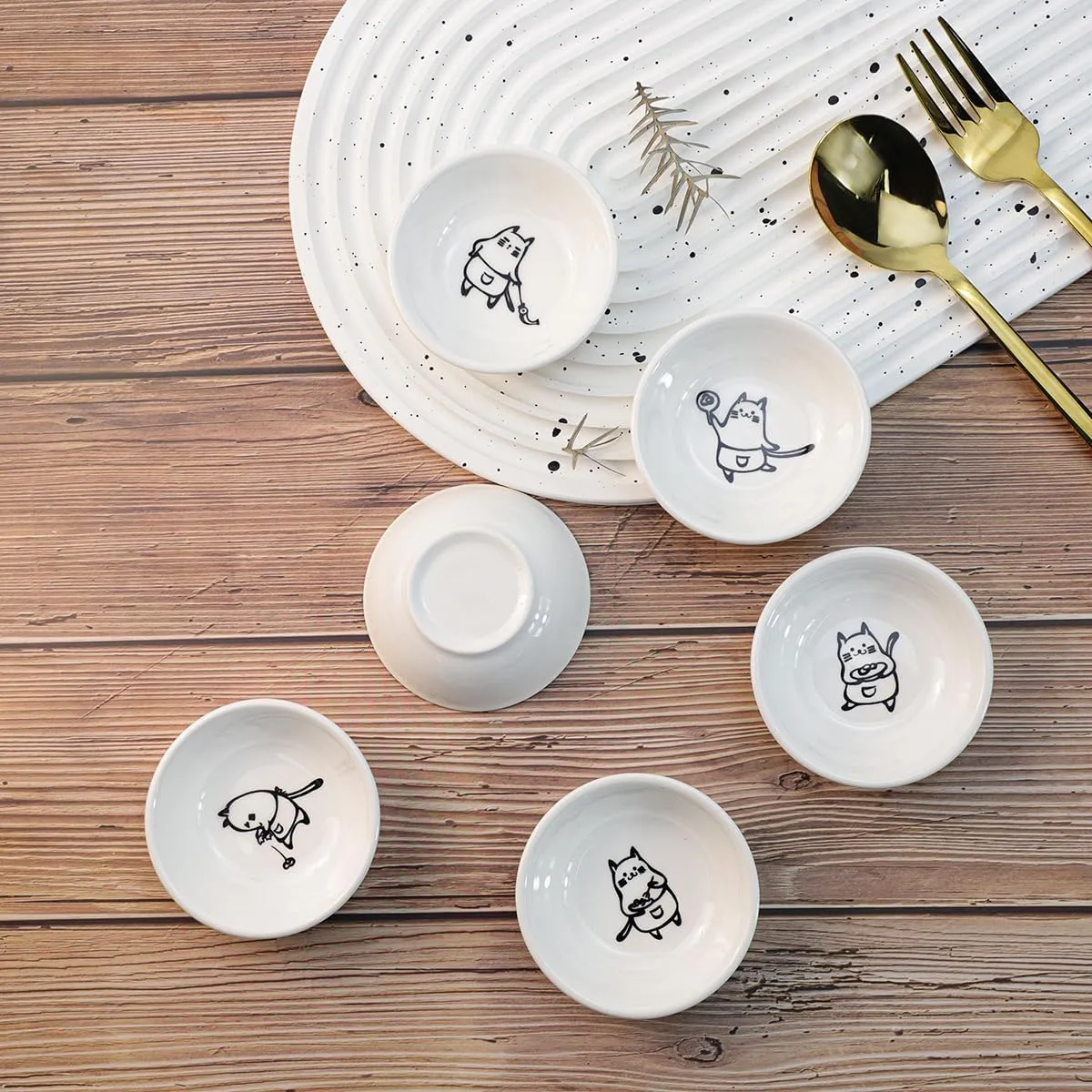Super Cute Chef Cat Ceramic Sauce Dish/Seasoning Dish/Sushi Soy Dipping Bowl/Appetizer Plates/Serving Dish for Kitchen Home(Set of 6)
