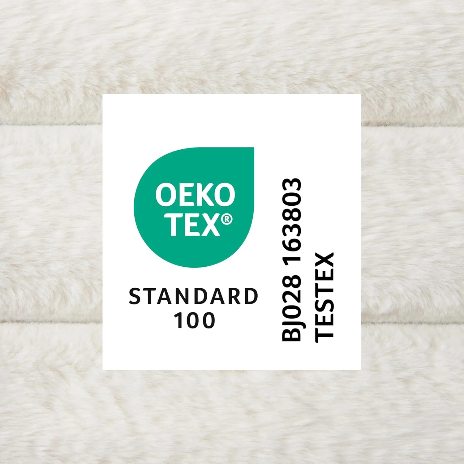 TOWN & COUNTRY LUXE CuddleTown Ribbed Bubble Stripe Pillow Crate Mat Pet Bed, Machine Washable Cover, Soft & Calming, Non-Slip Bottom, Cream, Extra Small 23"x17"x3"