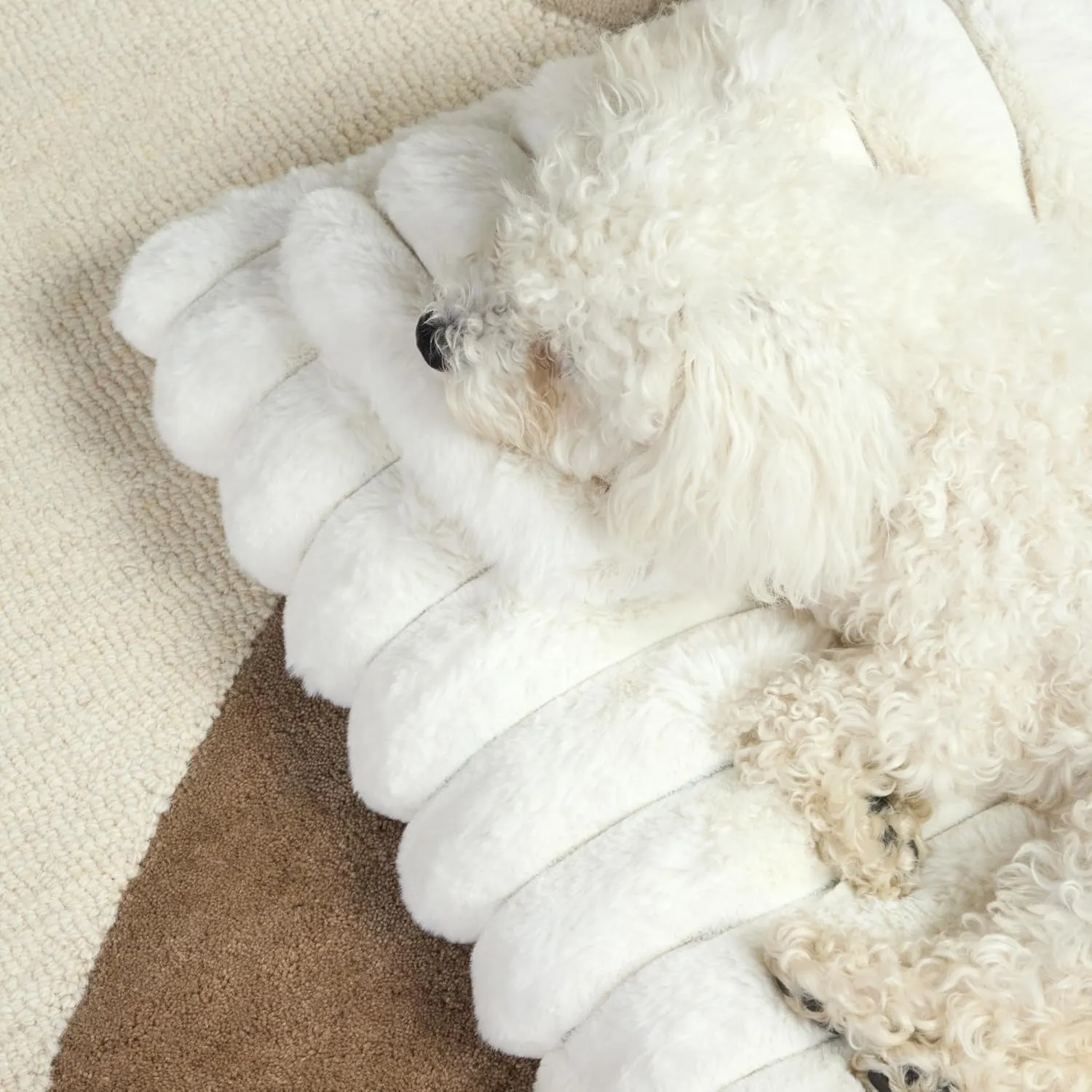 TOWN & COUNTRY LUXE CuddleTown Ribbed Bubble Stripe Pillow Crate Mat Pet Bed, Machine Washable Cover, Soft & Calming, Non-Slip Bottom, Cream, Extra Small 23"x17"x3"